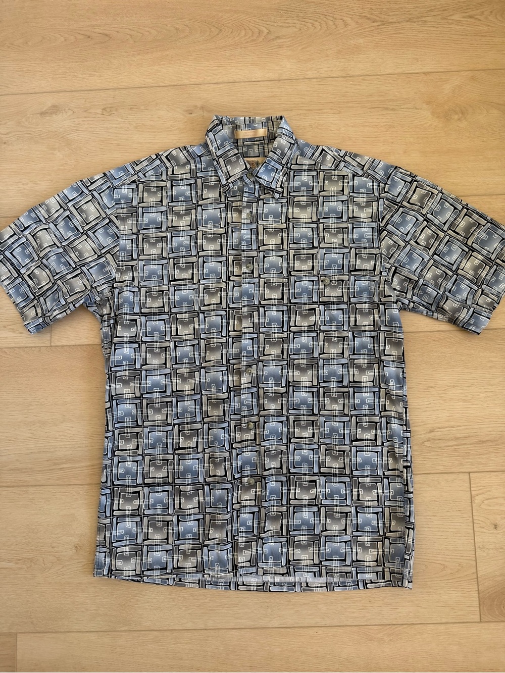 Campia Moda Men's S Short Sleeve Button-Up Shirt in Blue and Gray Abstract Print